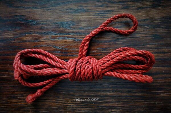 shibari rope in classic red by ShibariArt.PL - 4m bundle