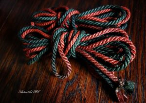 colored bondage rope: bottle deep green + ginger rusty red