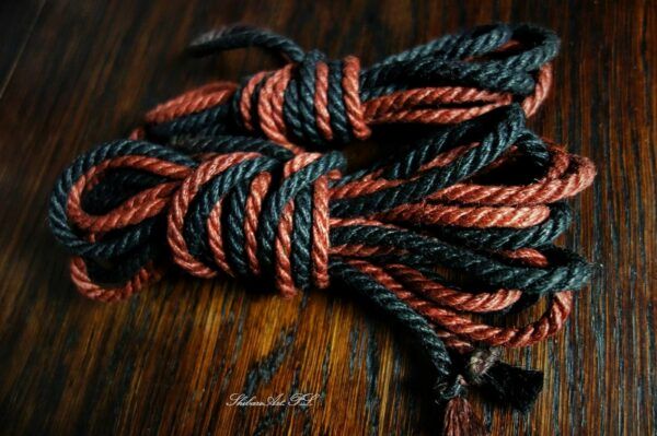 colored bondage rope - ginger rusty red + classic black