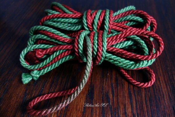 colored bondage rope: ginger rusty red + pistachio green